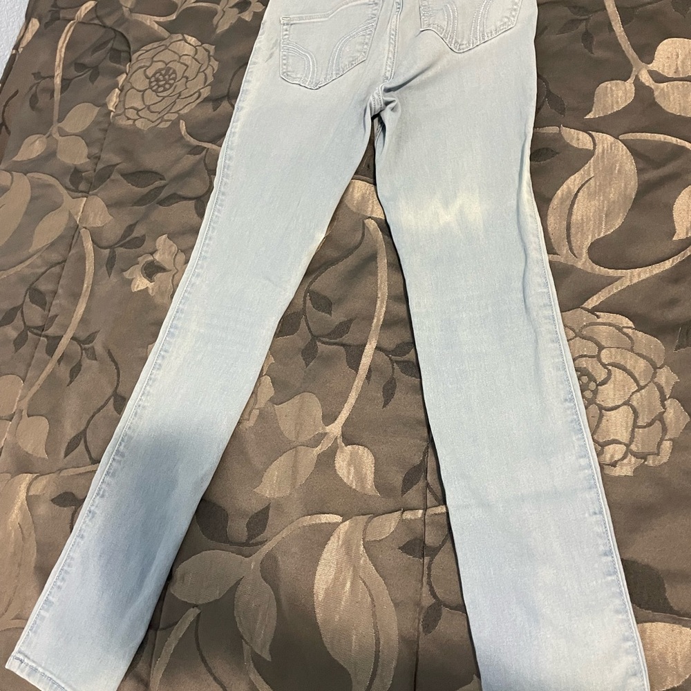 Hollister Dark Blue Skinny Jeans for Juniors/Women - Picture 5 of 6